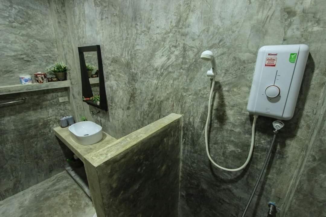 Baanyaiguesthouse Мак Экстерьер фото